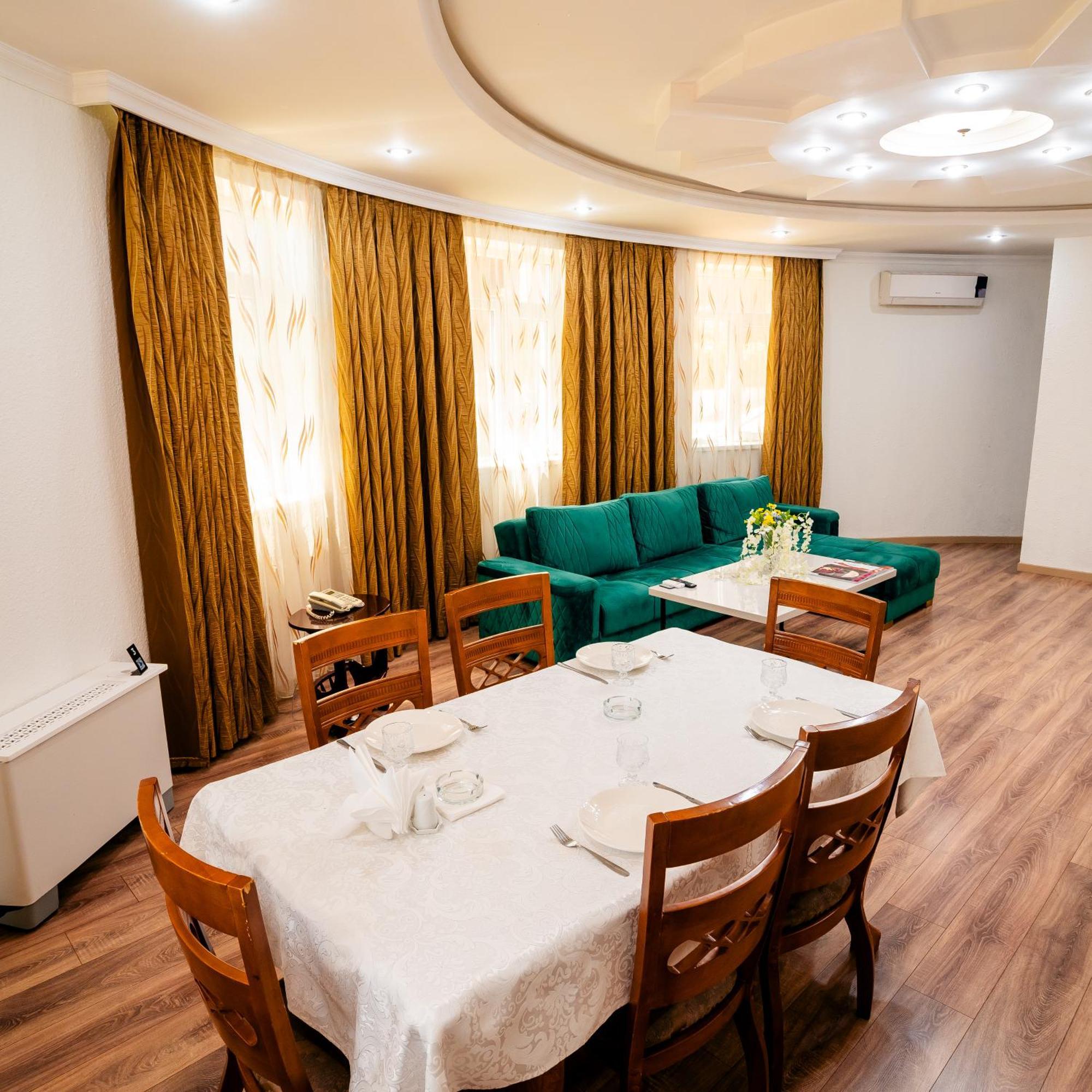 Отель Panorama Villa Lux Баку Экстерьер фото